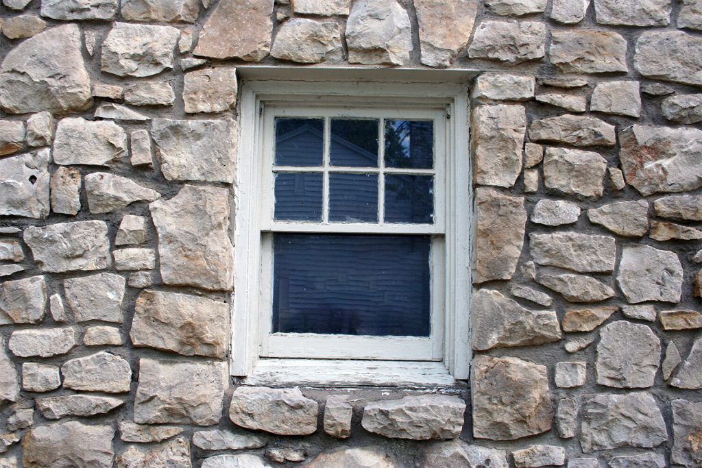 used vinyl windows